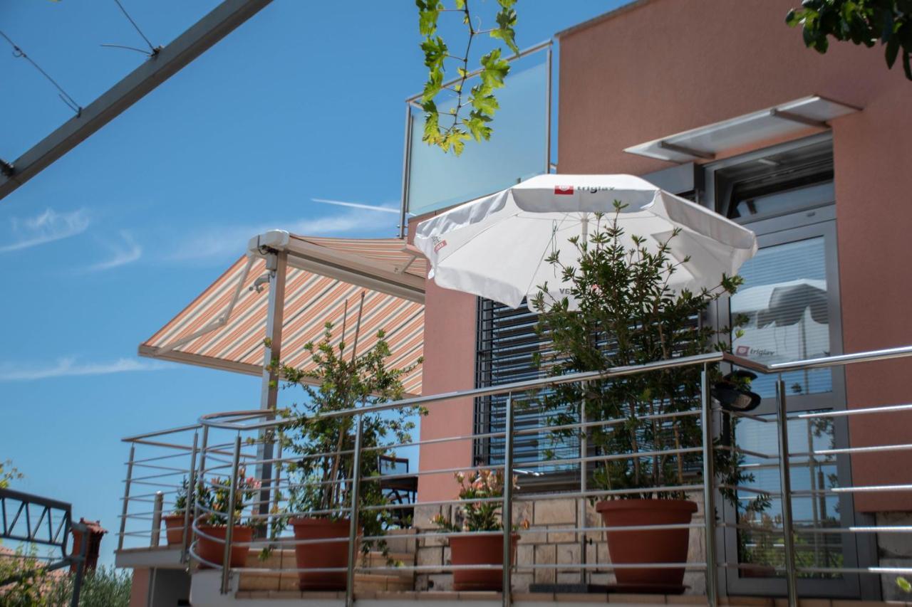 בפורטורוז Apartments Miklus מראה חיצוני תמונה