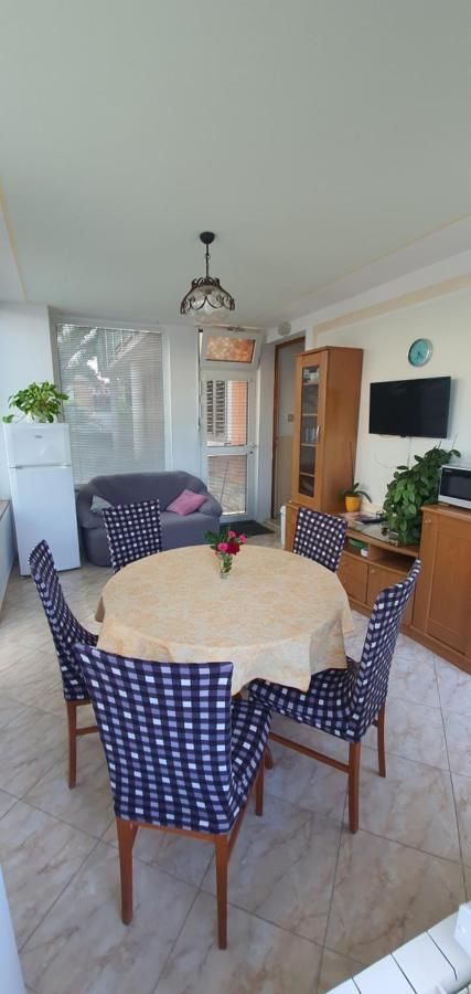בפורטורוז Apartments Miklus מראה חיצוני תמונה